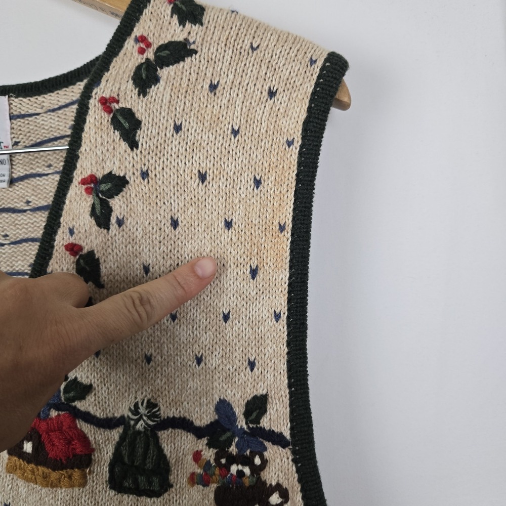 Nutcracker Christmas Sweater Vest Women Green Beige Holiday Size Medium - Picture 3 of 9